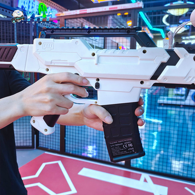 YHY New Launched 4 Players VR Shooting Simulator with 360 Free Roam and Multiplayer Games
